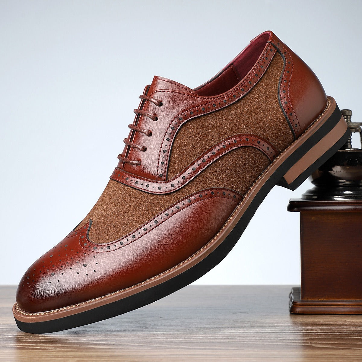 Carved Oxford comfortable breathable shoes - Bellkmart