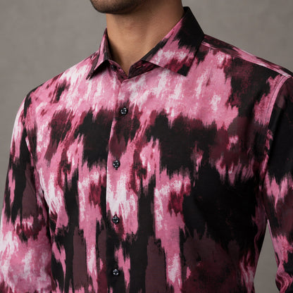 Drift Rose Ink shirt collar, print and button close-up