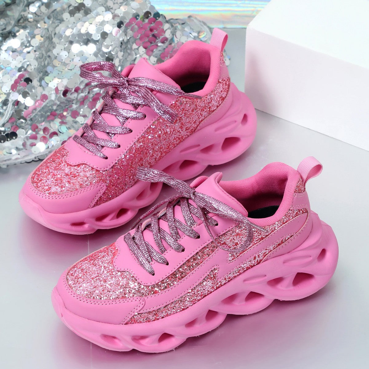 Trendy Glitter Sneakers - Bellkmart