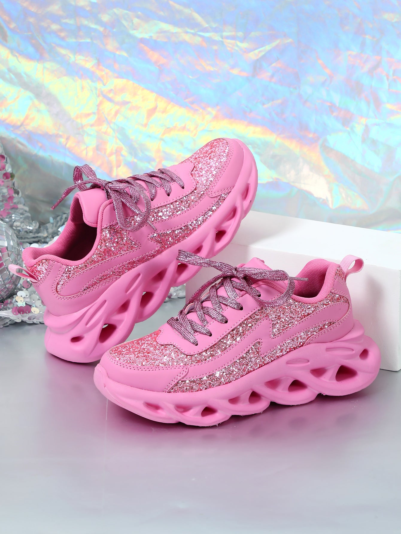 Trendy Glitter Sneakers - Bellkmart