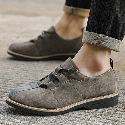 Versatile soft-soled patchwork hand-stitched leather shoes