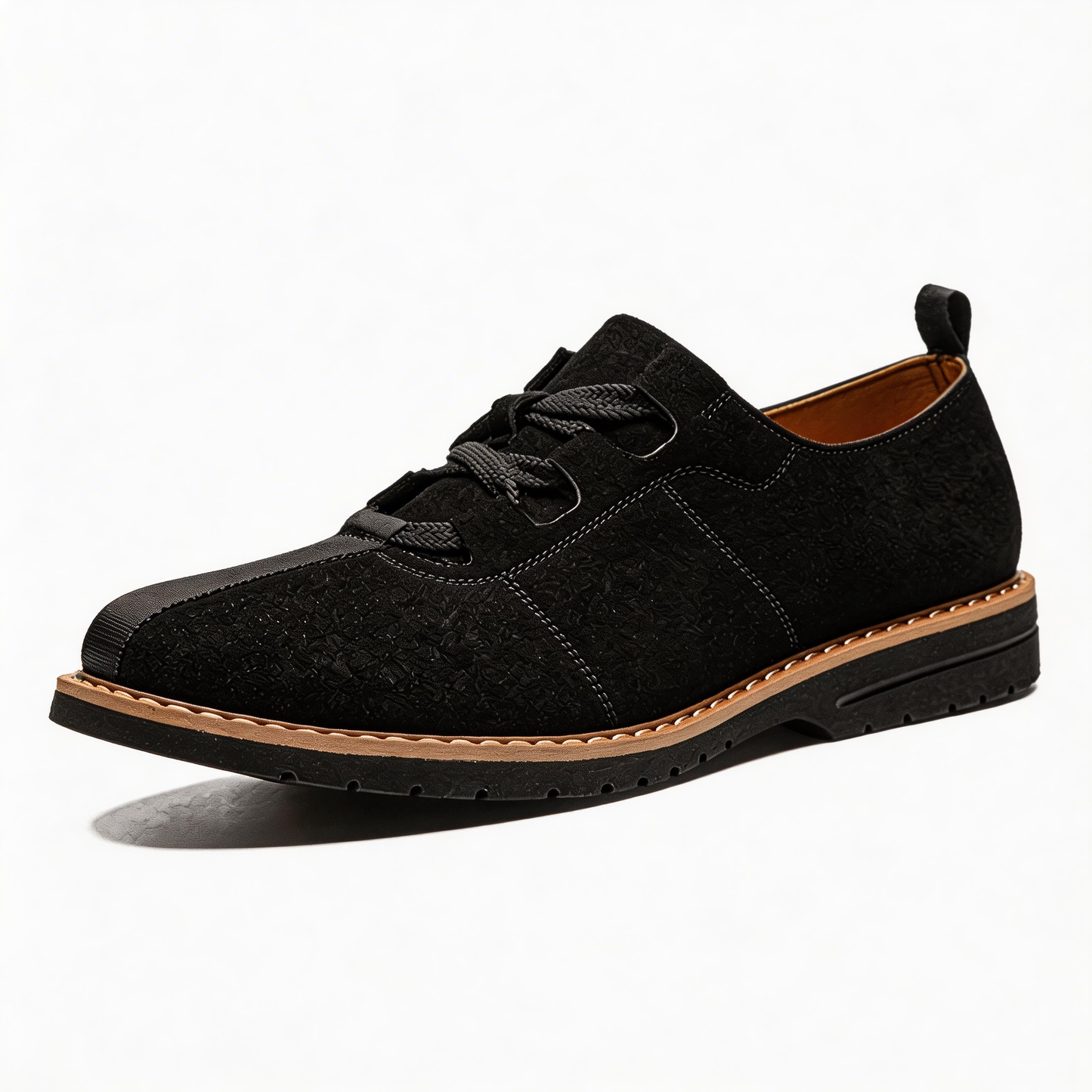 Versatile soft-soled patchwork hand-stitched leather shoes