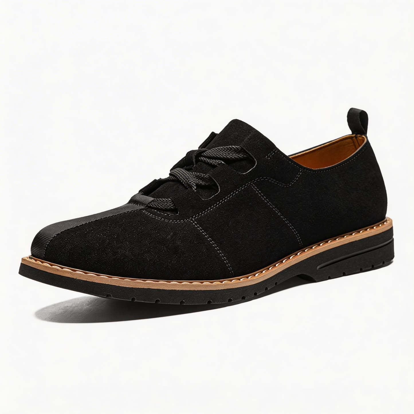 Versatile soft-soled patchwork hand-stitched leather shoes